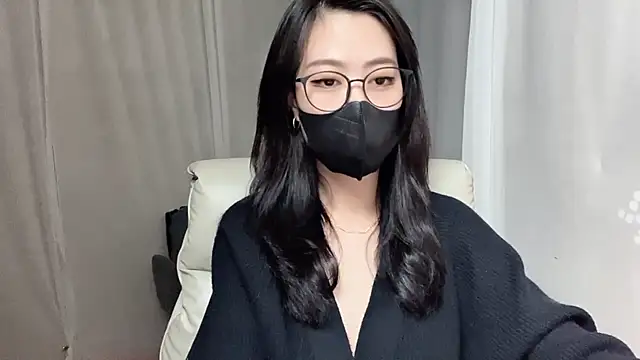 Snapshot of _minji_bae chatting on December 2025 08:02:02 AM minji bae online show from December 2025 08:02:02 AM