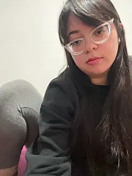 indiegirl666 online show from February 2026 03:28:01 AM