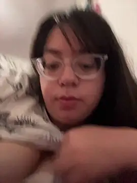 indiegirl666 online show from March 2026 02:17:02 AM