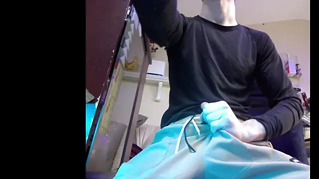 Snapshot of slendt94 chatting on March 2025 06:57:02 AM slendt94 online show from March 2025 06:57:02 AM