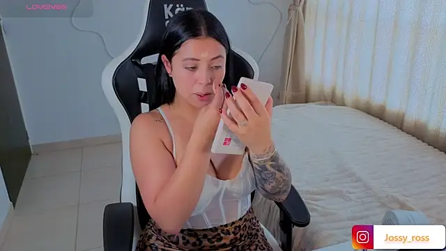 Snapshot of Victoryyy_ chatting on May 2026 07:23:02 PM Victoryyy online show from May 2026 07:23:02 PM