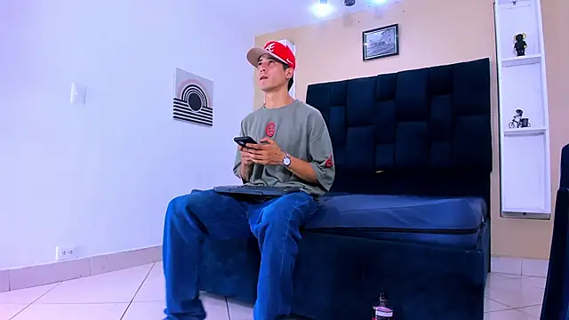 Jhonn Rhyss online show from March 2025 02:21:02 AM