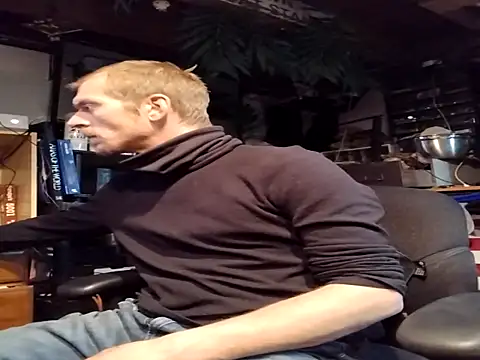 mrwinsalot88 online show from December 2025 01:23:01 PM