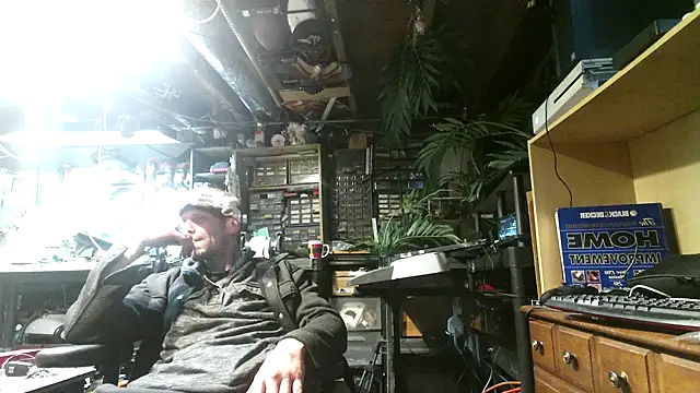 mrwinsalot88 online show from November 2025 01:47:02 PM