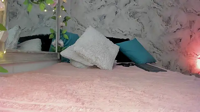 Bella desi  online show from January 2026 01:51:01 PM