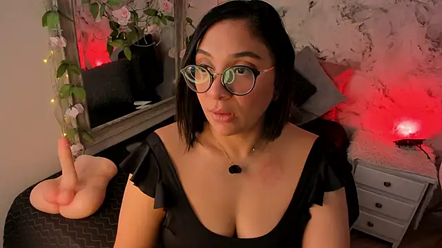 Bella desi  online show from June 2026 02:33:02 PM