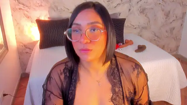 Snapshot of Bella_desi_ chatting on February 2025 12:29:02 PM Bella desi online show from February 2025 12:29:02 PM