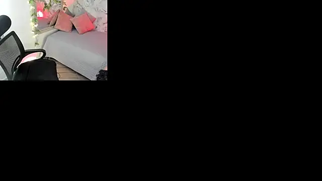Bella desi  online show from June 2026 03:01:01 PM