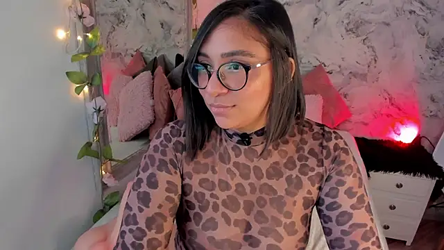 Snapshot of Bella_desi_ chatting on July 2026 12:45:01 PM Bella desi online show from July 2026 12:45:01 PM