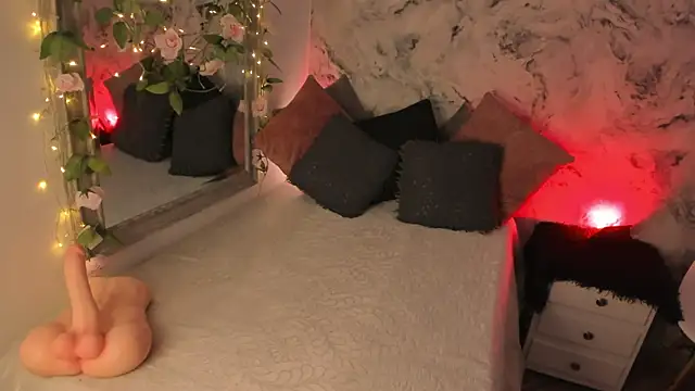Bella desi  online show from June 2026 12:50:01 PM