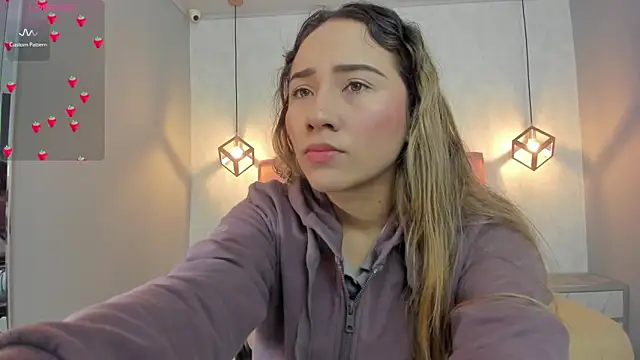 SUNNYCYRUS online show from February 2026 11:43:02 AM