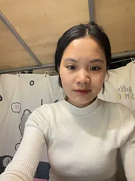 Snapshot of Be-MyMy chatting on February 2025 08:52:02 AM Be-MyMy online show from February 2025 08:52:02 AM
