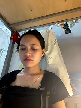 Snapshot of Be-MyMy chatting on September 2025 02:28:02 PM Be-MyMy online show from September 2025 02:28:02 PM
