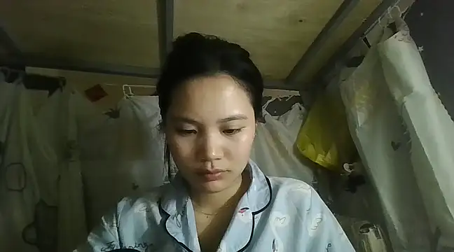 Snapshot of Be-MyMy chatting on March 2025 07:21:02 AM Be-MyMy online show from March 2025 07:21:02 AM