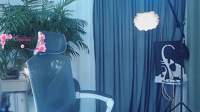 FeiFei-babe online show from February 2026 11:43:02 AM