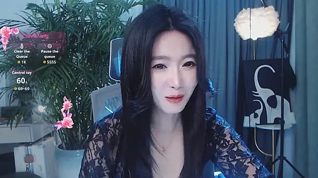 FeiFei-babe online show from April 2026 11:27:01 AM