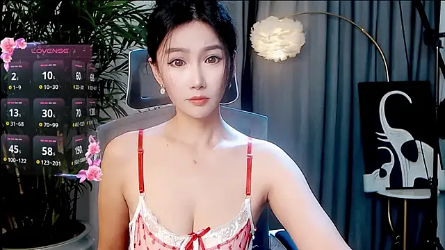 FeiFei-babe online show from October 2025 12:50:01 PM