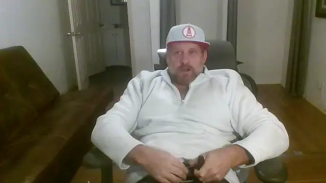 poundyouout69 online show from December 2025 01:41:02 AM