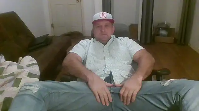 poundyouout69 online show from February 2026 05:32:02 PM