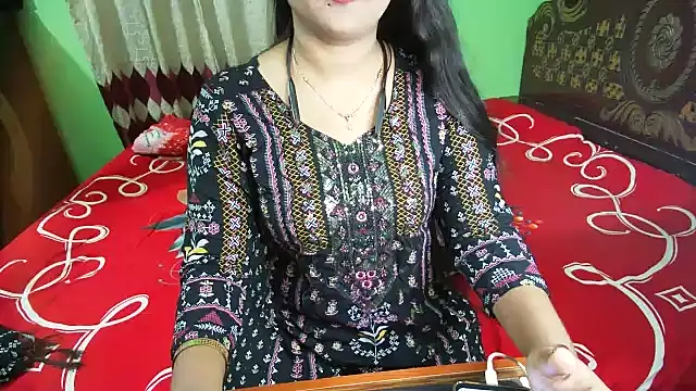 BengaliQueenStar online show from July 2026 04:31:01 PM