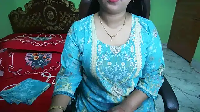 BengaliQueenStar online show from May 2026 04:39:01 PM