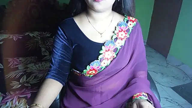 BengaliQueenStar online show from April 2026 03:42:02 PM