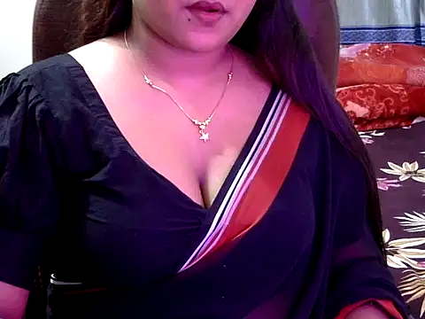 BengaliQueenStar online show from February 2025 06:09:02 PM