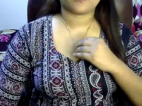 BengaliQueenStar online show from March 2025 08:14:01 PM
