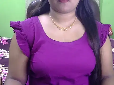 BengaliQueenStar online show from November 2025 04:10:05 PM