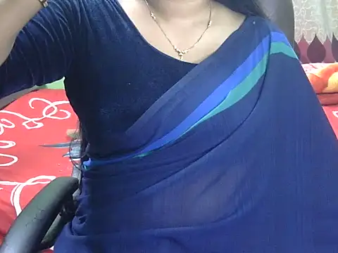 BengaliQueenStar online show from November 2025 04:07:02 PM