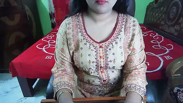 BengaliQueenStar online show from June 2026 04:08:01 PM