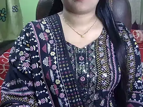 BengaliQueenStar online show from December 2025 05:05:01 PM