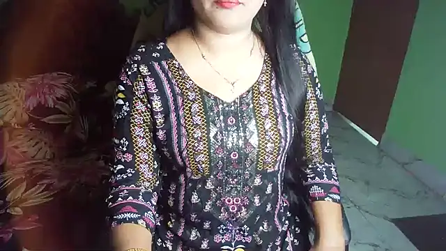 BengaliQueenStar online show from March 2026 06:02:02 PM