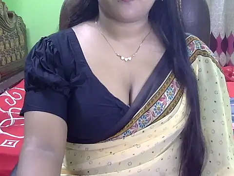 BengaliQueenStar online show from October 2025 03:45:02 PM