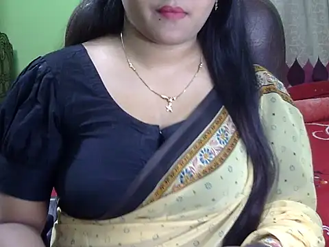 BengaliQueenStar online show from November 2025 04:29:01 PM