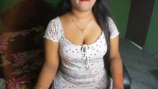 BengaliQueenStar online show from May 2026 04:21:02 PM