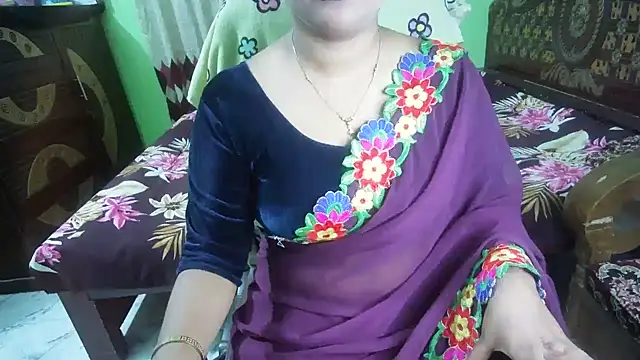 BengaliQueenStar online show from June 2026 04:02:02 PM