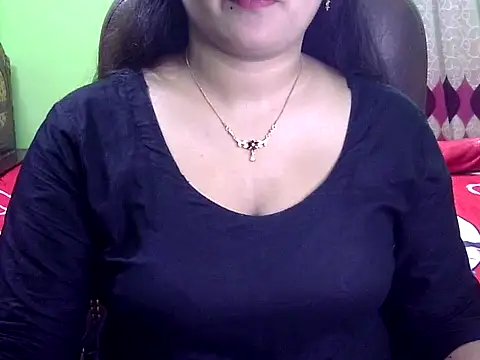 BengaliQueenStar online show from September 2025 03:56:01 PM