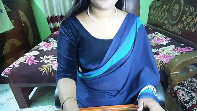 BengaliQueenStar online show from July 2026 05:15:02 PM