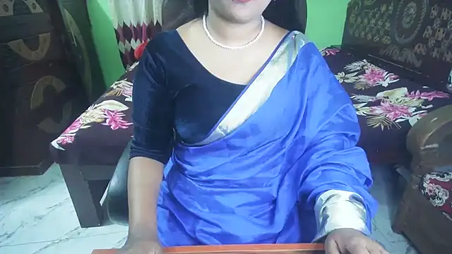 BengaliQueenStar online show from February 2026 03:20:01 PM