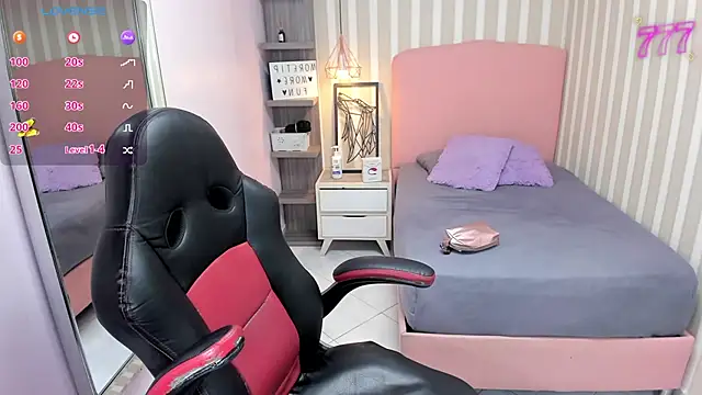 SUZETMONACO online show from February 2026 07:36:02 PM