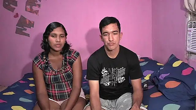 Sweetiefoxxx online show from October 2025 06:49:02 PM