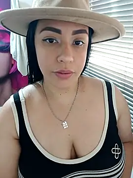 marta201 alfaro online show from November 2025 06:52:01 PM