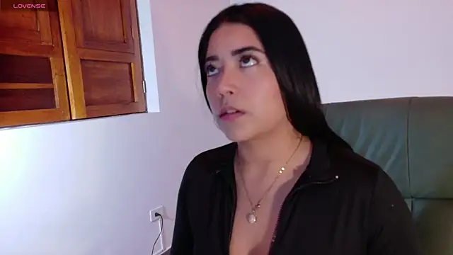 Susy thomson online show from October 2025 11:58:01 PM