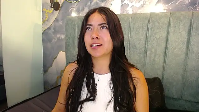 Susy thomson online show from December 2025 02:11:02 AM