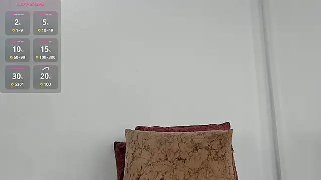 jadesmiith1 online show from January 2025 10:19:01 PM