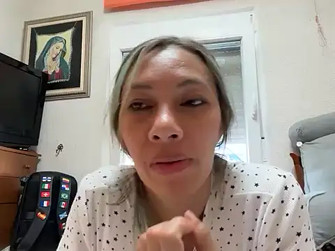 yenlo01 online show from June 2026 06:56:01 PM