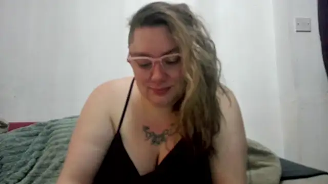 Bustycurves online show from January 2026 02:26:01 AM