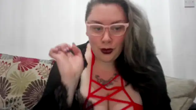 Bustycurves online show from October 2025 09:11:02 PM