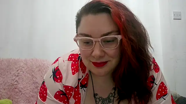 Bustycurves online show from November 2025 10:02:02 PM